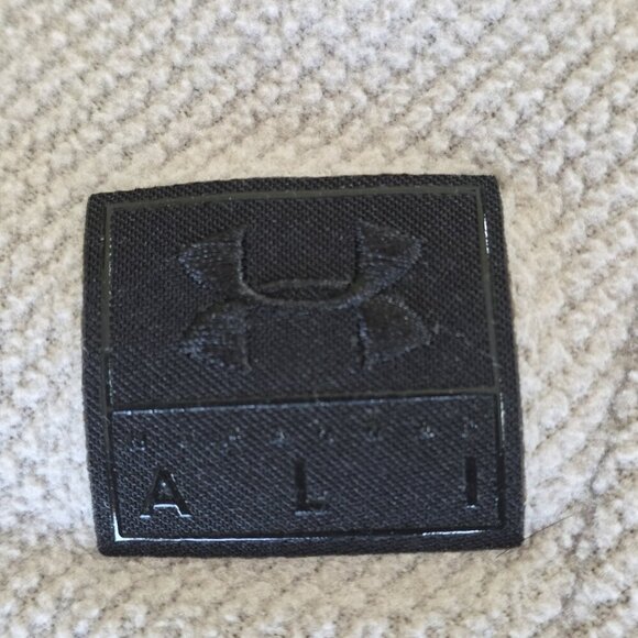 Under Armour Hoodie Mens XXL Gray Black Coldgear Muhammad Ali Rumble In Jungle - Picture 8 of 16